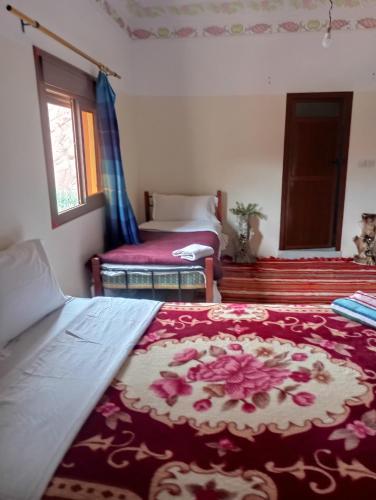 Maison D'hote Chez La Famille in Tamellalt