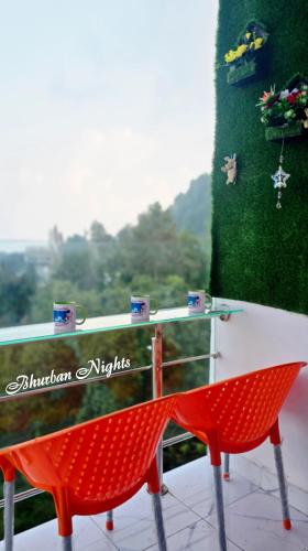 Bhurban Nights - High Floor Glass Views - #Murree #Bhurban in 布爾班