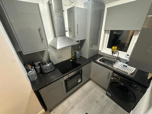 Thornton Road Lodge -Room 2 in Toller