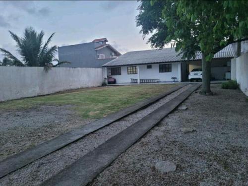 Casa próxima da praia (Casa proxima da praia) in Praia de Daniela