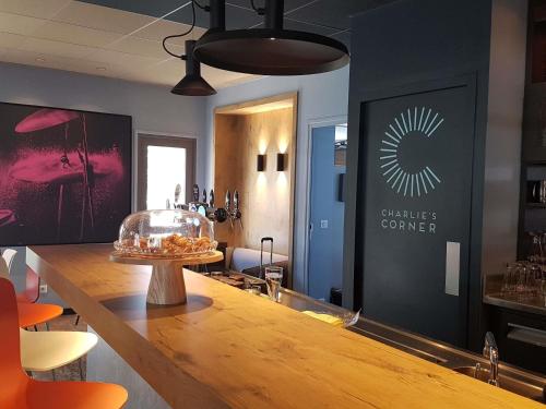 酒店外观, 宜必思默伦酒店 (ibis Melun) in 穆兰