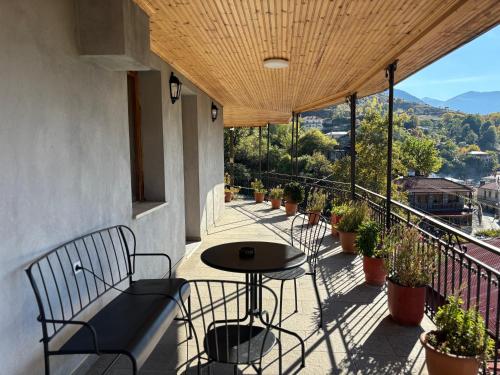 La casa di Areti in 아닐리오