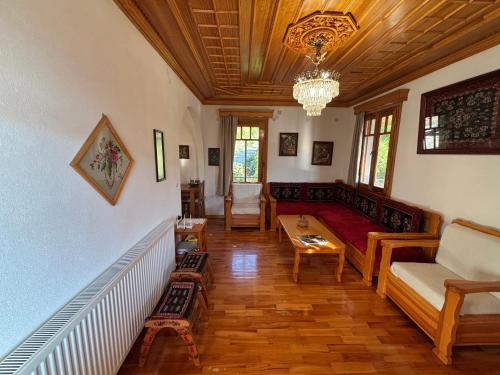 La casa di Areti in Anilio
