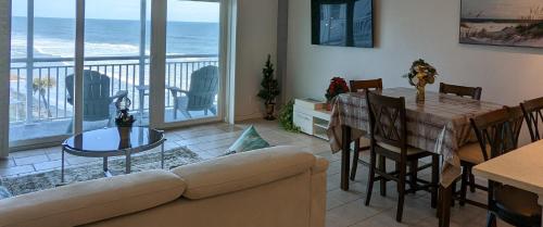 Erkély/terasz, Oceanfront 2Br-2B in Satellite Beach - Ocean Views in Satellite Beach (FL)
