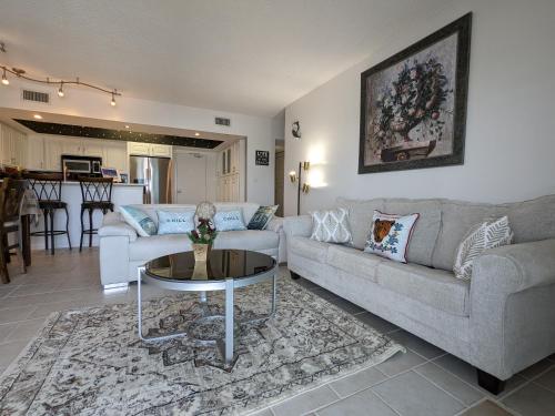 Oceanfront 2Br-2B in Satellite Beach - Ocean Views in Satellite Beach (FL)