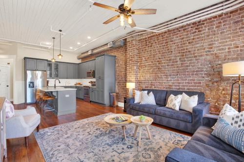 Midtown Pointe - image 8