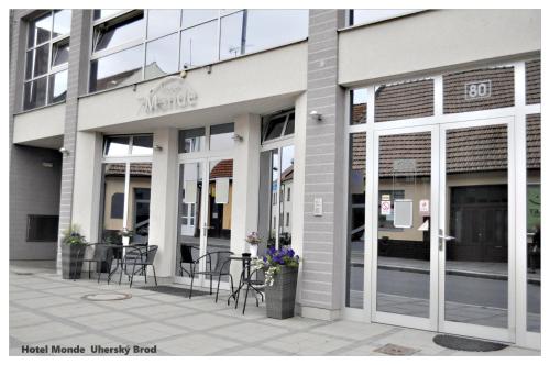 Hotel Monde - image 13