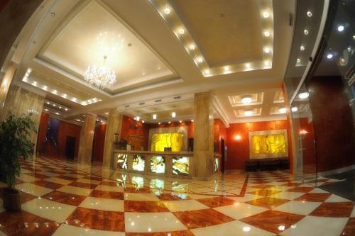 Lobby, Hotel Mir in Rovno