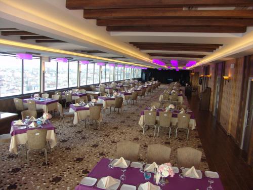 Restaurant, GRAND ASYA HOTEL in Bandirma