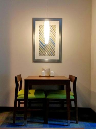 Holiday Inn Express Hotel & Suites Clifton Park by IHG in Clifton Park, USA