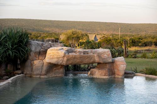 Заобикаляща среда, Charihandra Game Lodge in Tregathlyn Game Farm