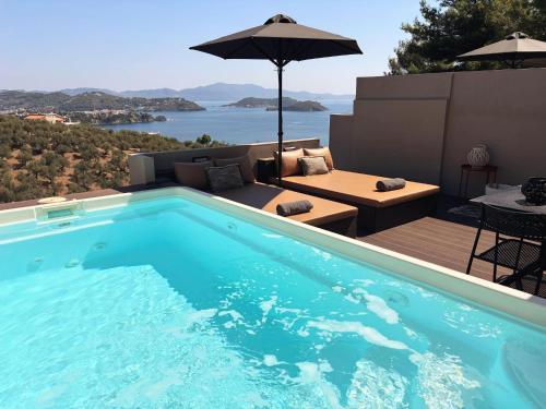 泳池, Entire house - 2br Suite White gea with private pool in 瓦西里亞斯 - 費特利亞