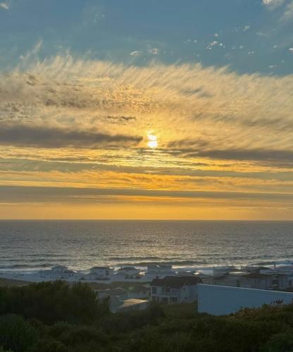 Cottage on Atlantic90, Yzerfontein