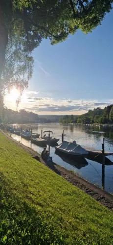 schönes 1 Zimmer Studio mit privatem Badezimmer in Feuerthalen, Schweiz
