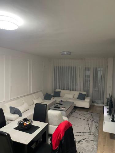 Mitrovica City Apartment