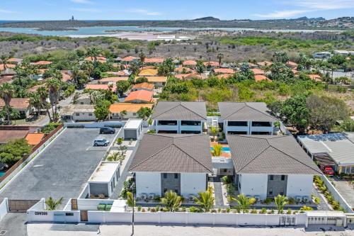 Ocean 11 Luxurious apartment Jan Thiel Curacao in 詹席爾