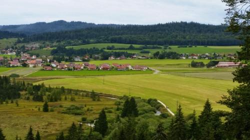 Viesnīcas āriene, Chalet Mouthe 6 personnes in Brey-et-Maison-du-Bois
