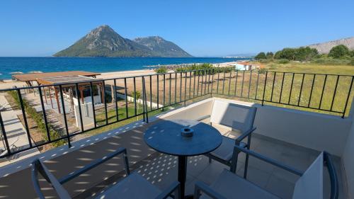 Skats, Costa Ionica · Mytikas Seaside Hotel in Paliovarka