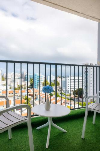 ESJ Towers Studio- Beach Access - image 10