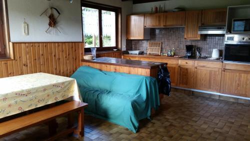 virtuve, Chalet Mouthe 6 personnes in Brey-et-Maison-du-Bois