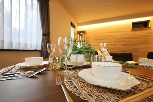 东上野 上野駅徒歩6分 超高級4階建て新築一軒家 最大10名