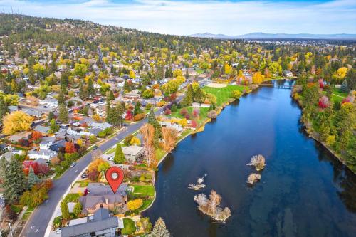 Drake Park Villa-On River-3BR/2.5B - image 6