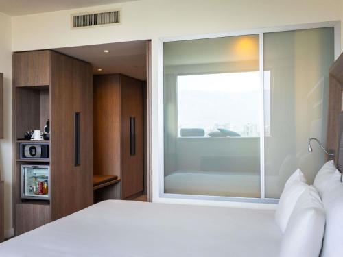 1 queen bed