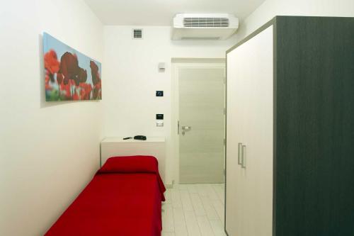 Hotel La Maestra – Grottammare, MO