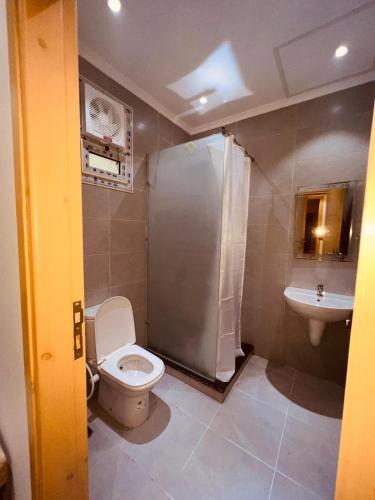 New Pharoah's Palace hotel - image 6