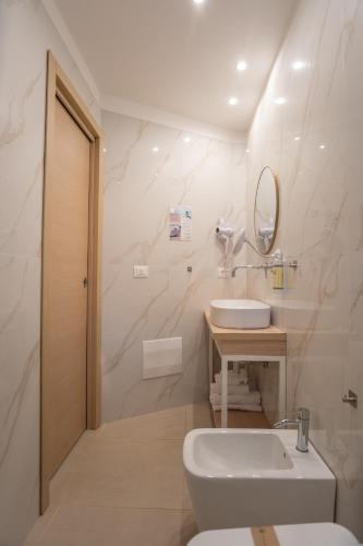 Hotel Paistos Paestum - Tap to explore photos
