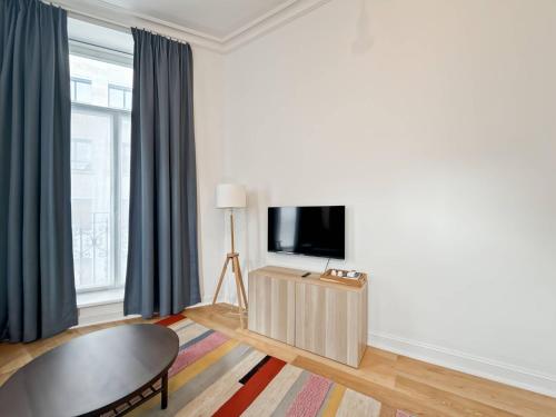 self check in Ixelles Apartment Retreat in the Heart of Brussels, Brusel (fotografie 2)