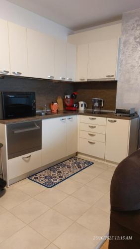 Апартамент Феличита in Byala