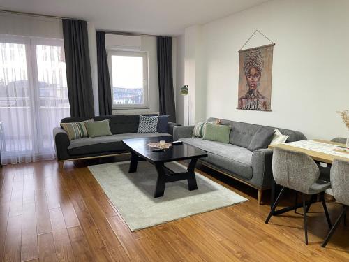 Sunny Apt II - FREE parking – khách sạn tại Aktash