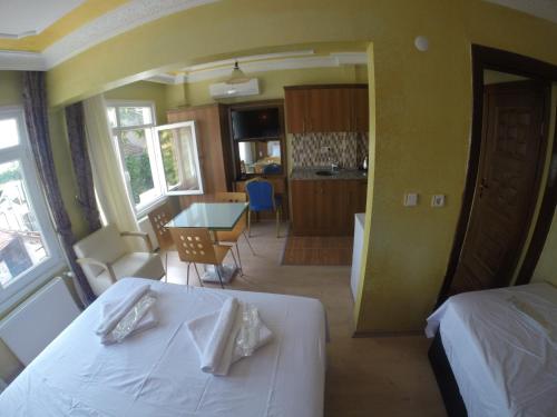 Arat Apartments - main image