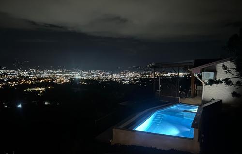 Stunning Views from Coffee Country Villa - 25 min to SJO in Itiquis