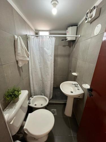 샤워실, Monoambiente Temporal Salta Capital in 헤네랄 알바라도