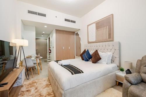 Ramaira Homes Azizi Riviera 26 by Vacay Xeal - image 8