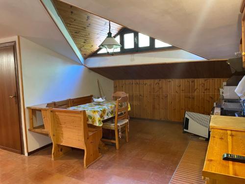 virtuve, Nido delle Alpi con Garage in Pietraporzio