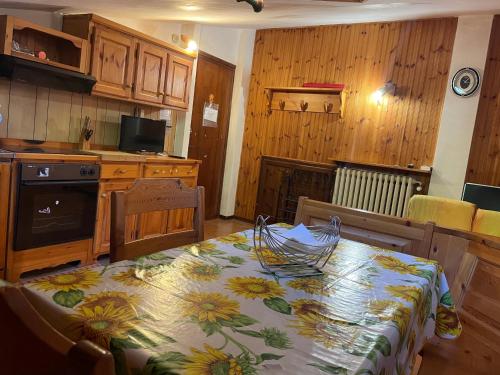 virtuve, Nido delle Alpi con Garage in Pietraporzio