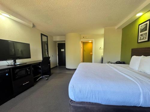 Travelodge by Wyndham Flowood thumb 4