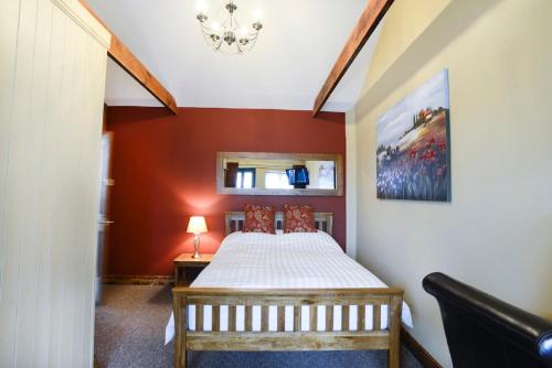 Old Field Barn Luxury B&B - Tap to explore photos