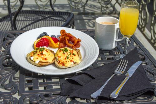 Bourbon Orleans Hotel - image 3