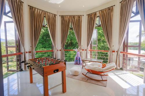 View, 400m2 - Hearth - Mountain View - Grove - AC - 24 7 check in in Mae Jo