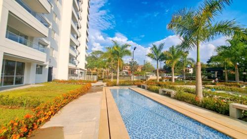 Agradable y confortable apto vacacional en Santa Fé de Antioquia-Colombia dentro de condominio con piscina, tobogán, zonas recreativas, jardines y espectacular vista