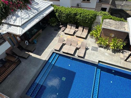 泳池, 清邁青葙酒店 (Celosia Chiang mai) in 查洛姆恩