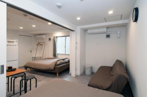 HK301 Osaka 2BR Family Apartment Near Namba Dotonbori Shinsaibashi Easy Access to USJ 大阪 なんば 道頓堀 心斎橋近く 家族向け2LDKアパート USJアクセス便利