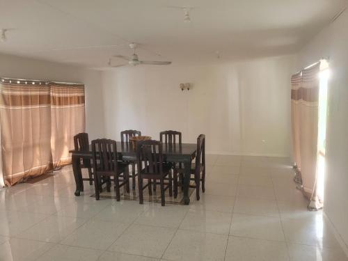 Manava'ofa Place in Nuku'alofa