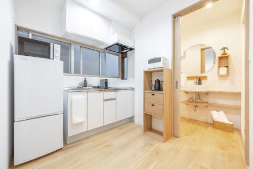 TaroTime Shinjuku Serene Japanese Cottage near Tokyo Metropolitan Gymnasium