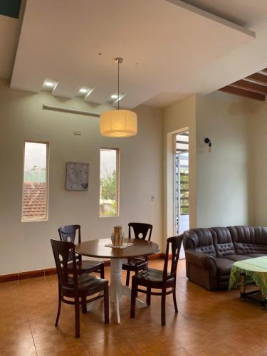 Green home in Hoa Minh