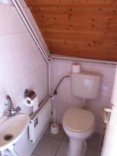 Sirály Apartman - image 8